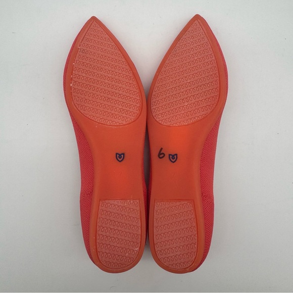New Rothy’s The Point Flame Red Pointed Toe Flats Size 7 - Picture 9 of 11